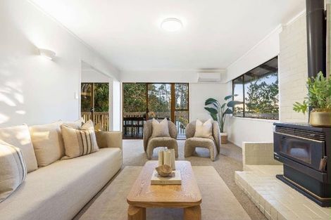 Photo of property in 32 Rosecamp Road, Beach Haven, Auckland, 0626