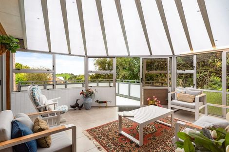 Photo of property in 54 Marendellas Drive, Bucklands Beach, Auckland, 2014