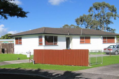 Photo of property in 8 Aldo Place, Clover Park, Auckland, 2023
