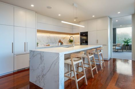 Photo of property in 3a Kowhai Road, Mairangi Bay, Auckland, 0630