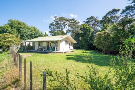 Photo of property in 413 Henderson Valley Road, Henderson Valley, Auckland, 0612