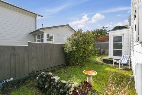 Photo of property in 1/6 Steen Place, Mangere Bridge, Auckland, 2022
