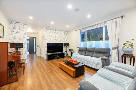 Photo of property in 59 Sunshine Boulevard, Sunnyvale, Auckland, 0612