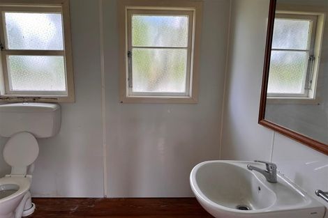 Photo of property in 28 Parawai Road, Ngongotaha, Rotorua, 3010