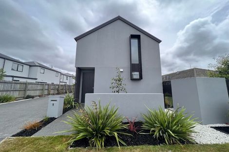 Photo of property in 1/23 Hills Road, Edgeware, Christchurch, 8013