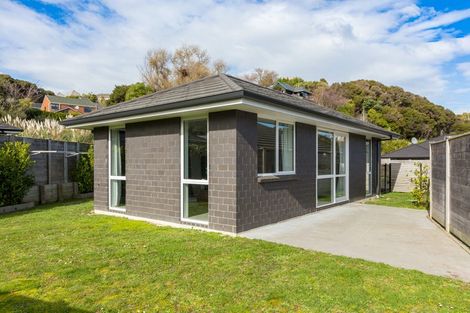 Photo of property in 33 Tradewinds Drive, Whitby, Porirua, 5024