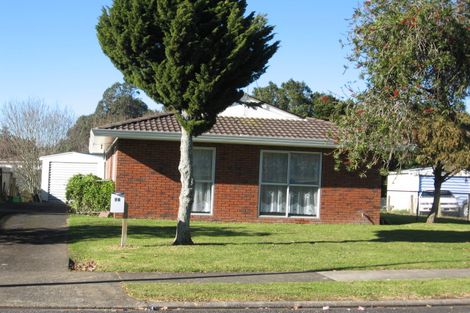 Photo of property in 16 Innismara Avenue, Wattle Downs, Auckland, 2103