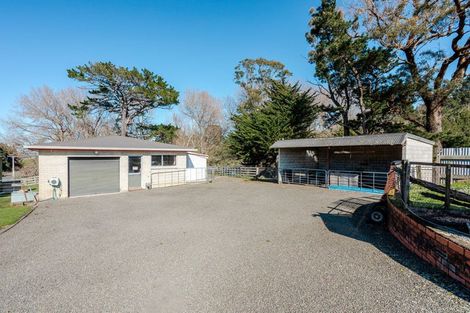 Photo of property in 208 Adelaide Road, Dannevirke, 4930