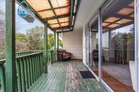 Photo of property in 5 Lysander Crescent, Beach Haven, Auckland, 0626