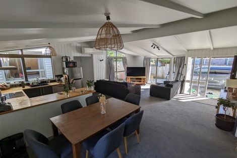 Photo of property in 75 Gillespies Road, Birchville, Upper Hutt, 5018