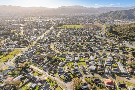 Photo of property in 17 Cleland Crescent, Naenae, Lower Hutt, 5011