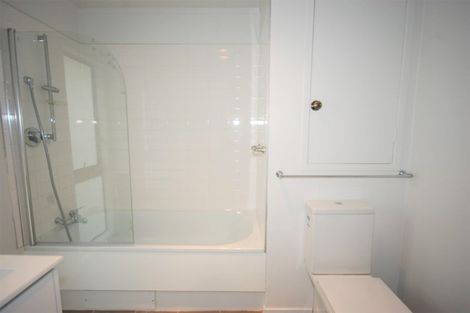 Photo of property in 2 Pohutukawa Place, Ellerslie, Auckland, 1051