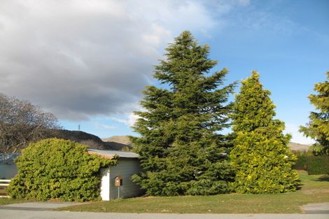 Photo of property in 16 Neplusultra Street, Cromwell, 9310