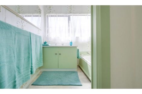 Photo of property in 10 Martin Dale, Raureka, Hastings, 4120