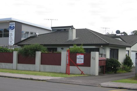 Photo of property in 2/53 Anzac Road, Browns Bay, Auckland, 0630