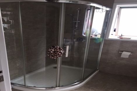 Photo of property in 1/172 Fisher Parade, Farm Cove, Auckland, 2012