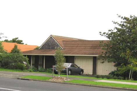 Photo of property in 73 Sandspit Road, Shelly Park, Auckland, 2014