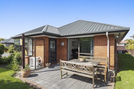 Photo of property in 2/221 Harewood Road, Bishopdale, Christchurch, 8053