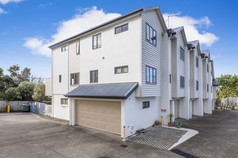 Photo of property in 5/191 Sunnynook Road, Wairau Valley, Auckland, 0627