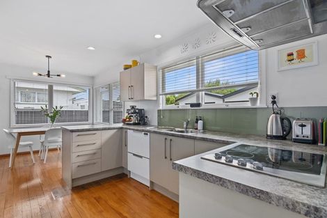 Photo of property in 27 Marlowe Street, Stoke, Nelson, 7011