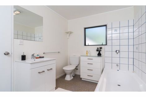 Photo of property in 235 Devich Road, Mangawhai, Kaiwaka, 0573