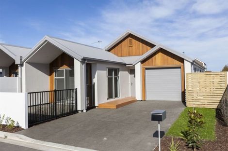 Photo of property in 2 Earhart Lane, Wigram, Christchurch, 8042