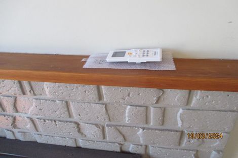 Photo of property in 77 Mcleod Road, Te Atatu South, Auckland, 0610