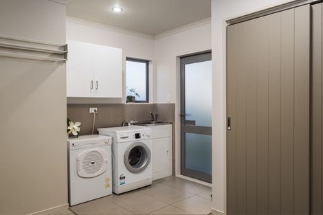 Photo of property in 3 Pohutukawa Grove, Lytton West, Gisborne, 4010