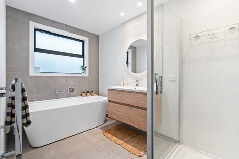 Photo of property in 24 Maturiki Drive, One Tree Point, 0118