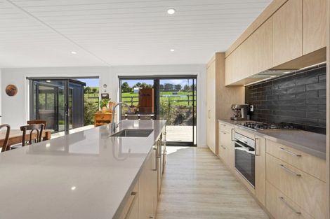 Photo of property in 104 Te Papatapu Road, Raglan, 3296