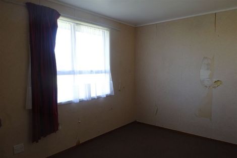 Photo of property in 2 Arnhem Place, Pukekohe, 2120