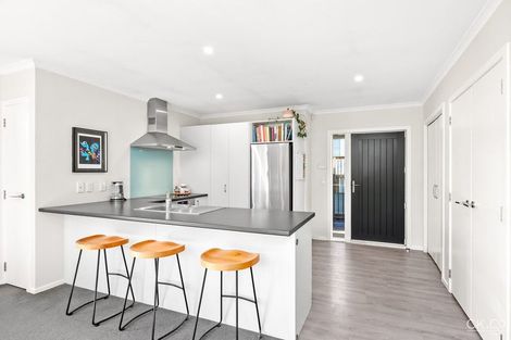 Photo of property in 90b Stokes Valley Road, Stokes Valley, Lower Hutt, 5019