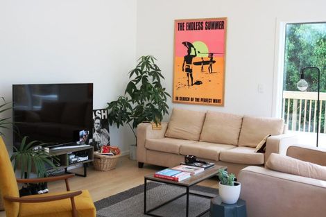 Photo of property in 420a Whangaparaoa Road, Stanmore Bay, Whangaparaoa, 0932