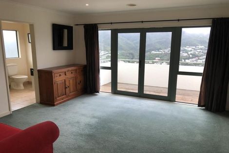 Photo of property in 1 Becker Way, Karori, Wellington, 6012