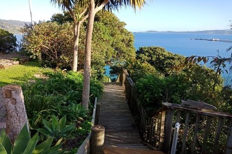 Photo of property in 14 Westhill Road, Point Howard, Lower Hutt, 5013