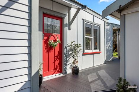 Photo of property in 13 Plunket Avenue, Petone, Lower Hutt, 5012