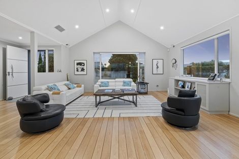 Photo of property in 23 Rita Way, Omaha, 0986