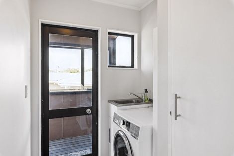 Photo of property in 8 Dale Road, Raumati South, Paraparaumu, 5032