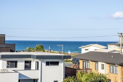 Photo of property in 1219 Papamoa Beach Road, Papamoa Beach, Papamoa, 3118