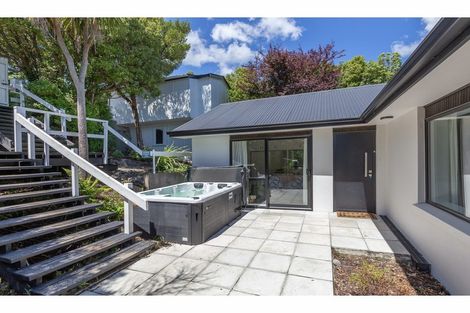Photo of property in 126 Dyers Pass Road, Cashmere, Christchurch, 8022