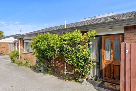 Photo of property in 96a Picton Avenue, Riccarton, Christchurch, 8011