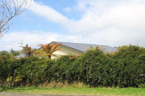 Photo of property in 2 Paterson Grove, Pukehangi, Rotorua, 3015