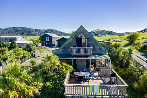 Photo of property in 52 Cullen Street, Mangawhai Heads, Mangawhai, 0505