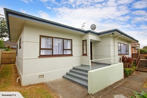 Photo of property in 110 Rangitoto Road, Papatoetoe, Auckland, 2025