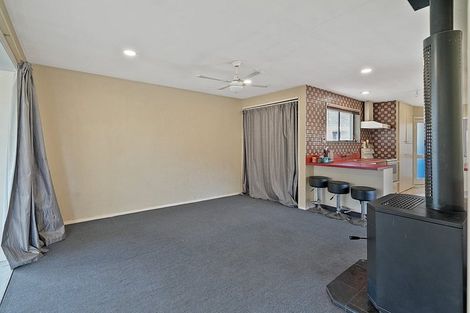Photo of property in 7 Mckellar Place, Hornby, Christchurch, 8042