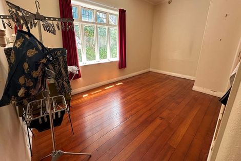 Photo of property in 1/17 Clifton Terrace, Kelburn, Wellington, 6012