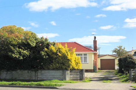 Photo of property in 73 Bridge Street, Bulls, 4818