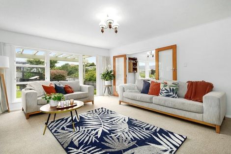 Photo of property in 64 Larsen Crescent, Tawa, Wellington, 5028