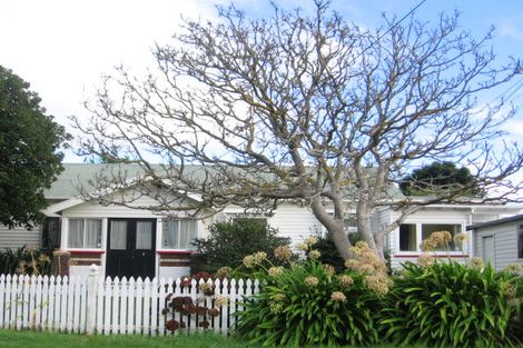 Photo of property in 1a Miro Street, Woburn, Lower Hutt, 5010