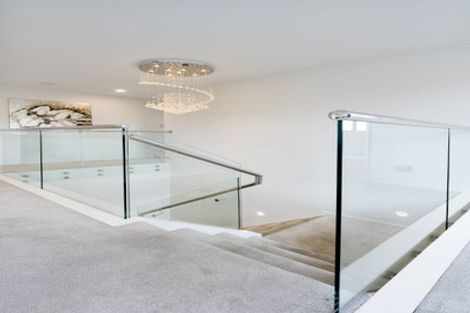 Photo of property in 25 View Road, Henderson, Auckland, 0612